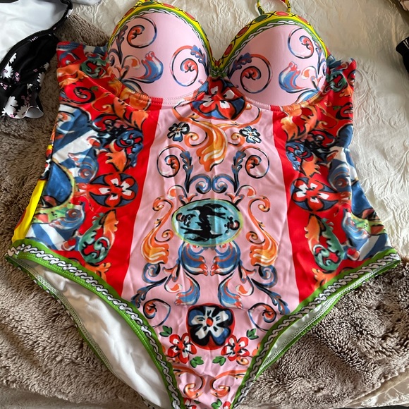 2for $20: Print Push Up One Piece Swimsuit - Picture 4 of 4